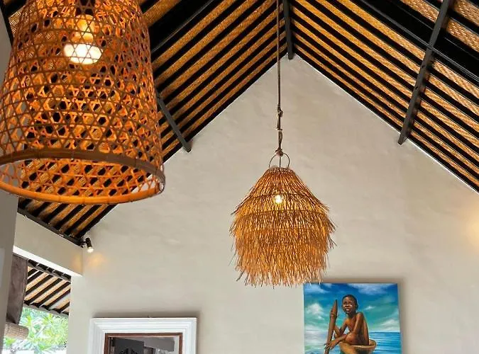 Monde Villa *