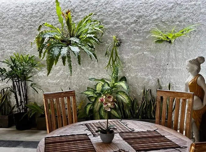 Monde Villa *